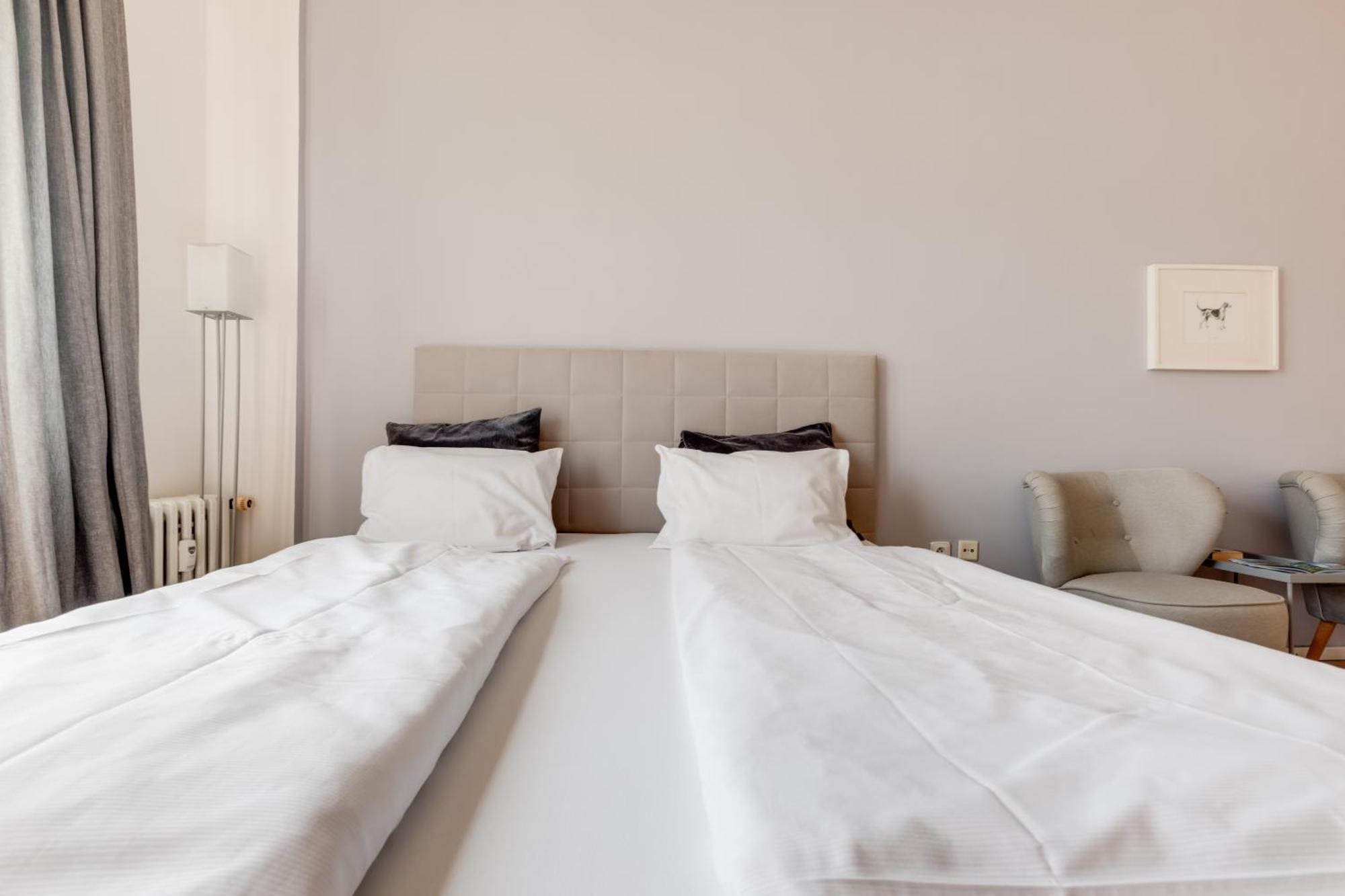 Jt'S Apartments Opletalova Str. Прага Екстериор снимка