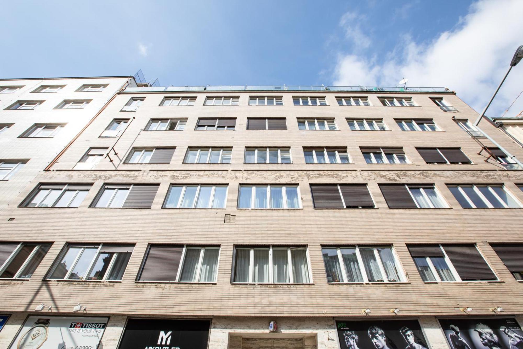 Jt'S Apartments Opletalova Str. Прага Екстериор снимка